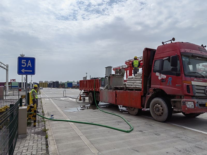 码头道路抬升注浆.jpg